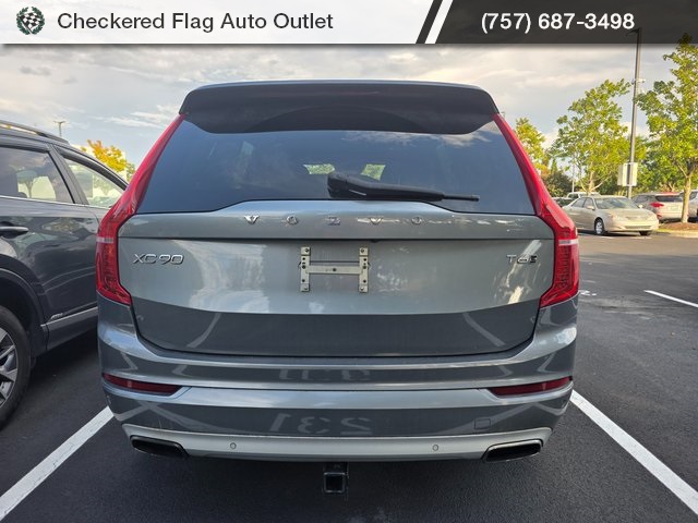 2017 Volvo XC90 T6 Momentum photo 5
