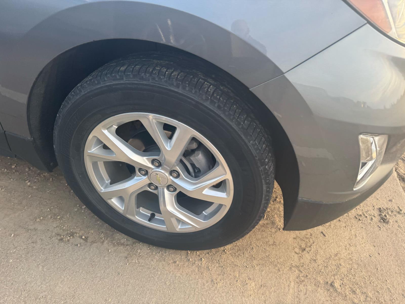 2018 Chevrolet Equinox Premier photo 3