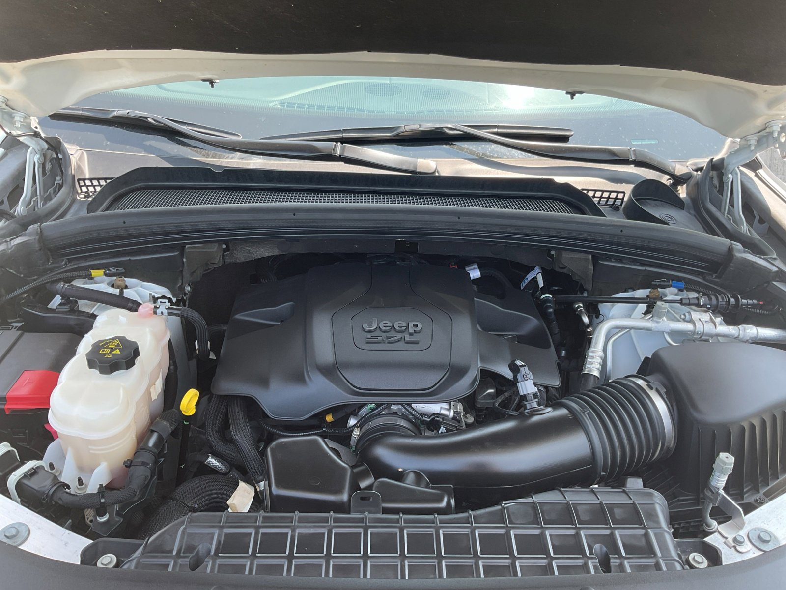 2022 Jeep Grand Cherokee Summit photo 7