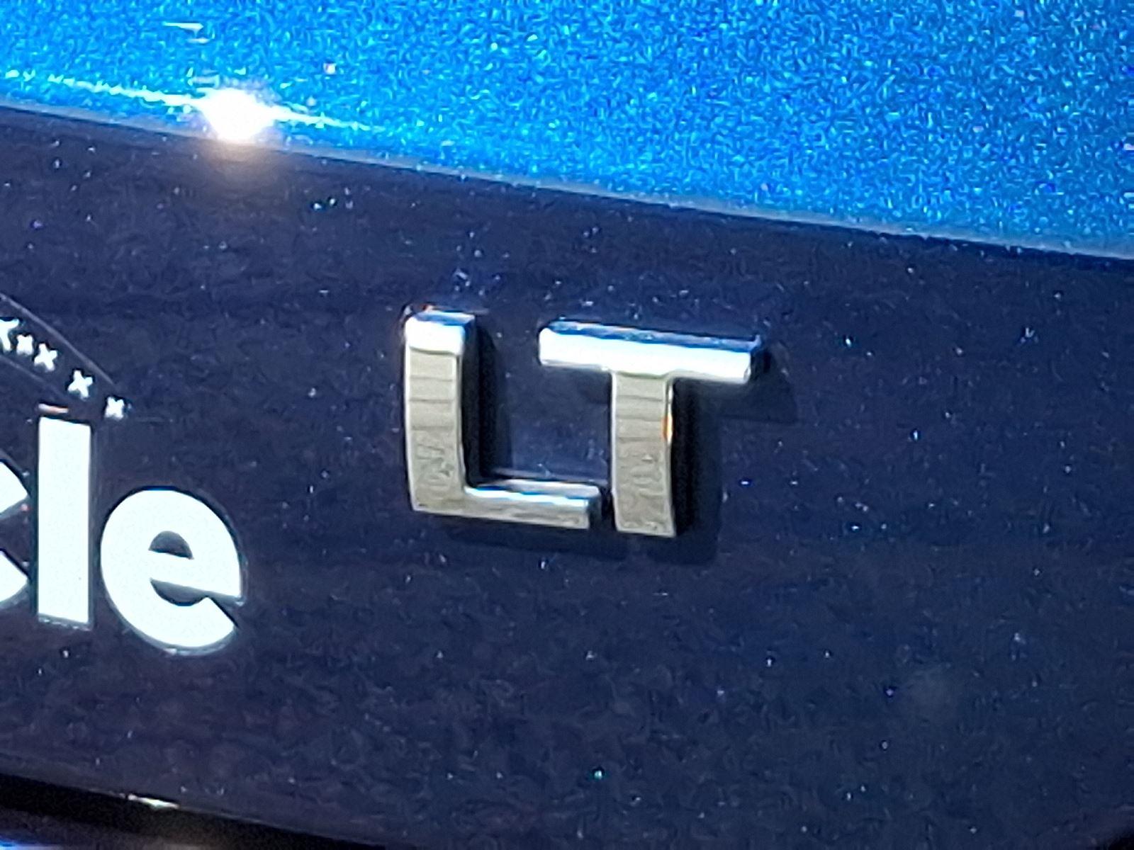 2024 Chevrolet Trax LT photo 26