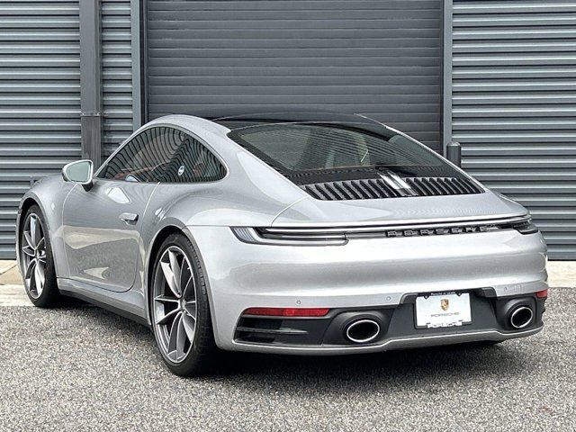 2022 Porsche 911 S photo 3