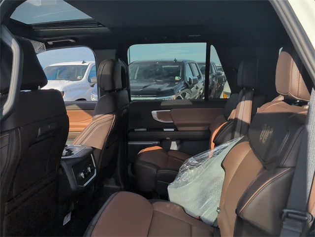 2025 Ford Expedition King Ranch photo 7