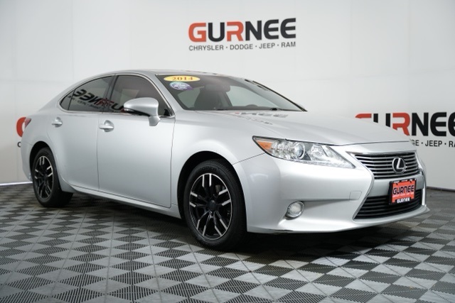 2014 Lexus ES 350 photo 2