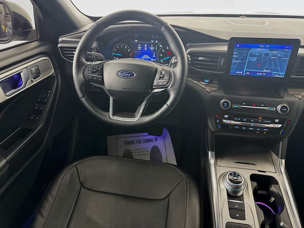 2020 Ford Explorer Limited photo 23