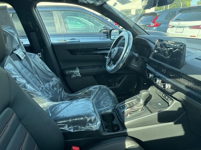 2026 Honda CR-V Hybrid Sport Touring photo 11