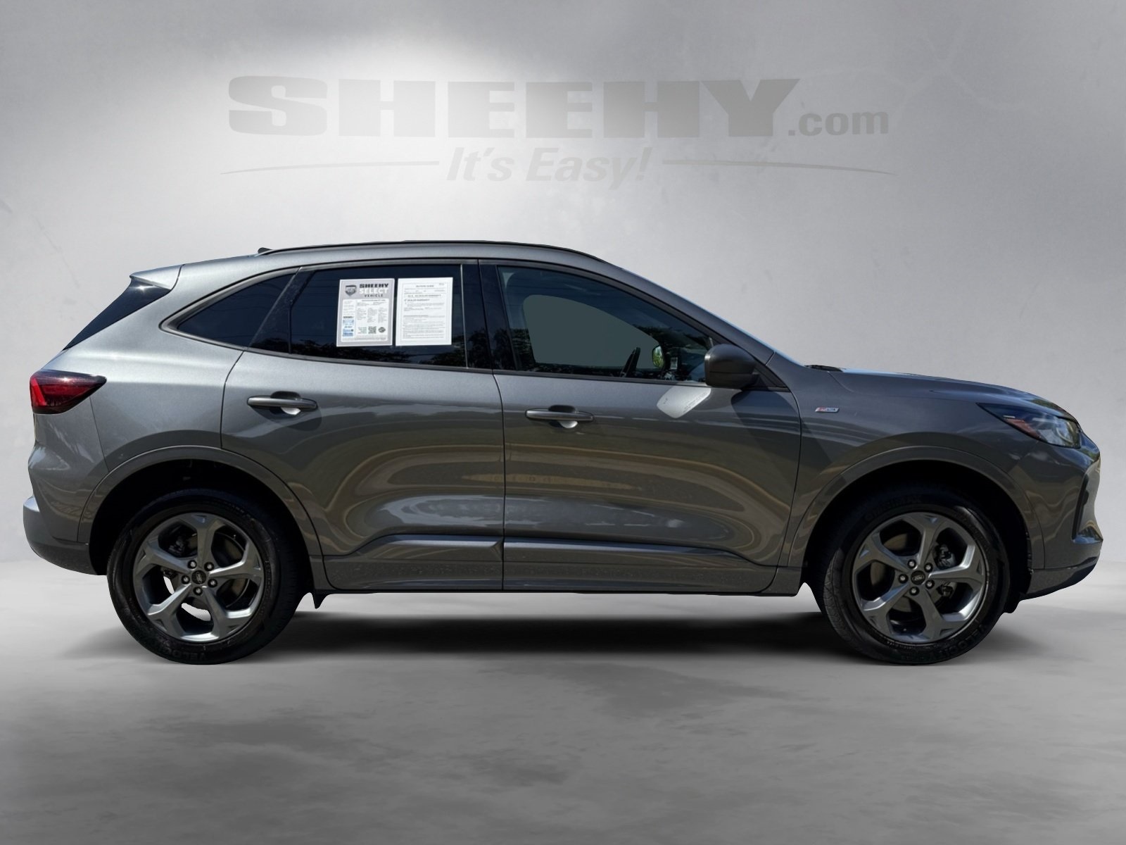 2024 Ford Escape ST-Line photo 7