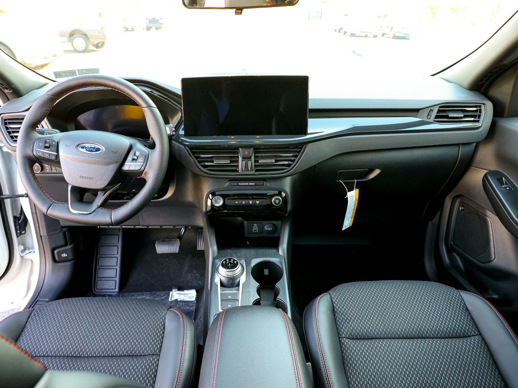 2025 Ford Escape ST-Line Select photo 6