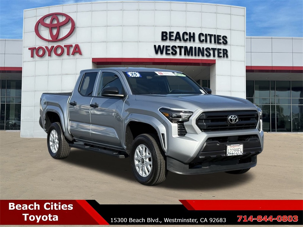 2025 Toyota Tacoma SR's photo