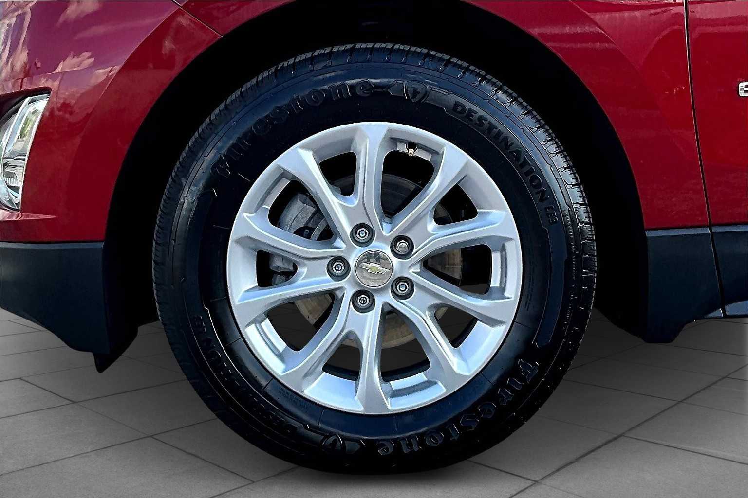 2020 Chevrolet Equinox LT photo 10
