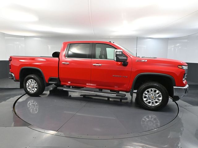 2024 Chevrolet Silverado 2500HD LTZ Z71 photo 3