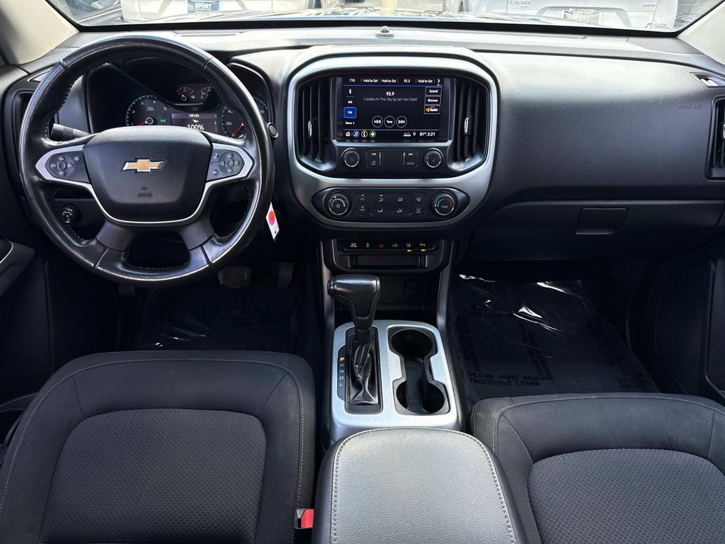 2019 Chevrolet Colorado LT photo 18