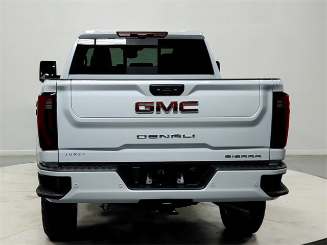 2026 Gmc Sierra 2500 HD Denali photo 4