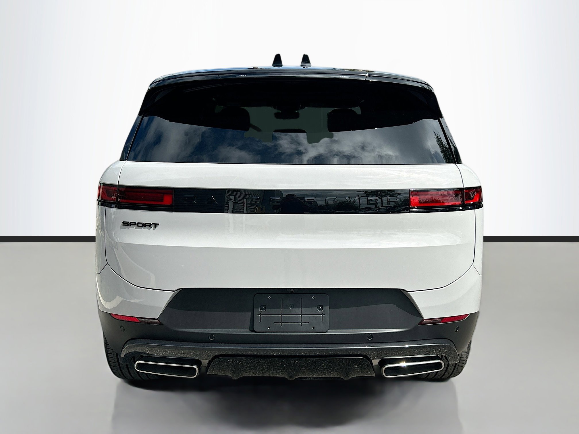 2025 Land Rover Range Rover Sport SE photo 4