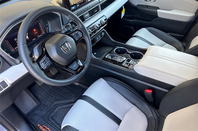 2026 Honda Passport TrailSport Elite photo 8