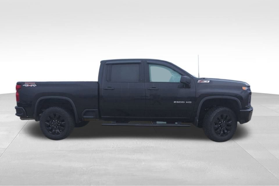 2023 Chevrolet Silverado 2500HD Custom photo 2