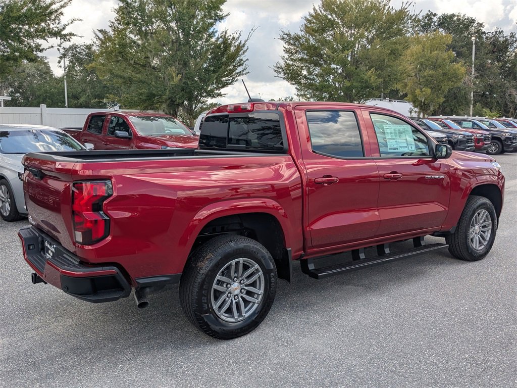 2026 Chevrolet Colorado LT photo 2