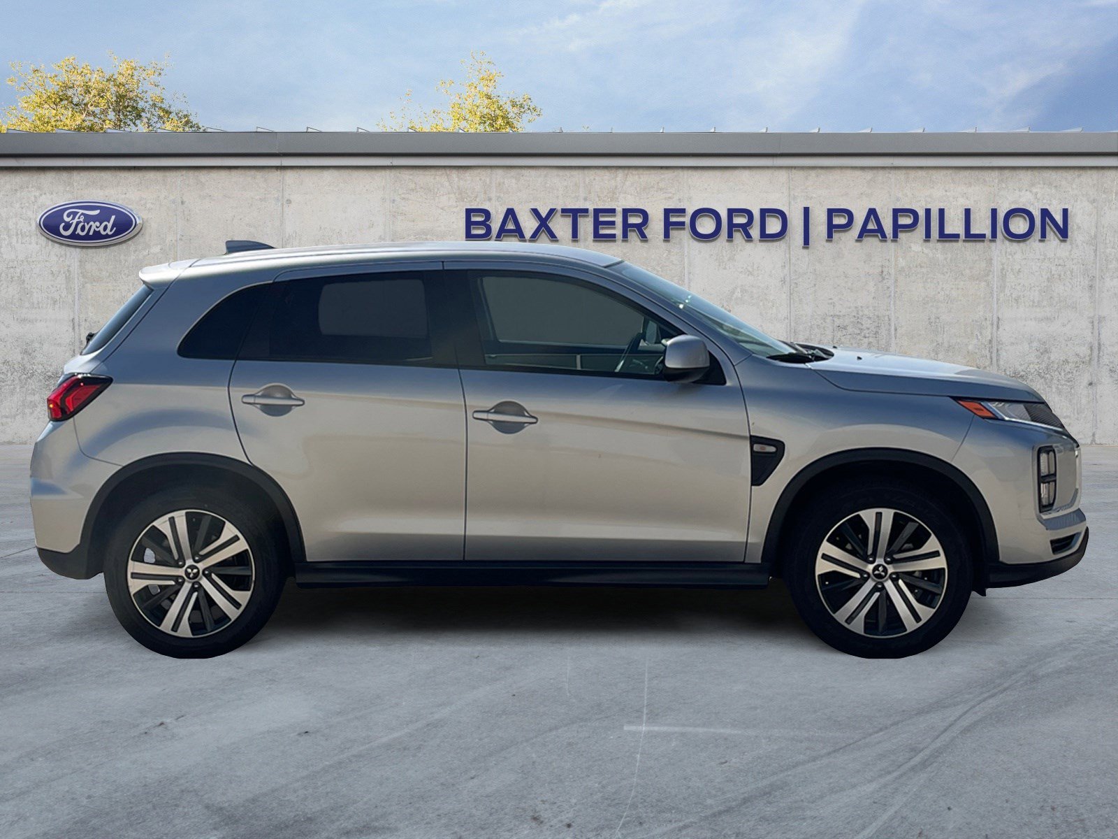 2024 Mitsubishi Outlander Sport SE photo 5