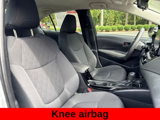 2022 Toyota Corolla LE photo 18