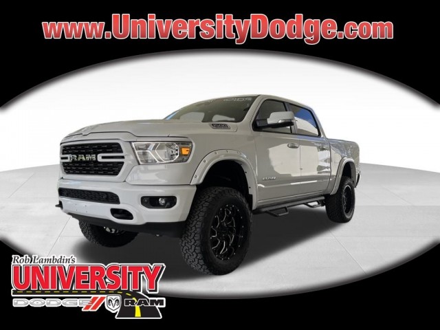 New 2022 RAM 1500 Big Horn Crew Cab in Davie #U2T405503