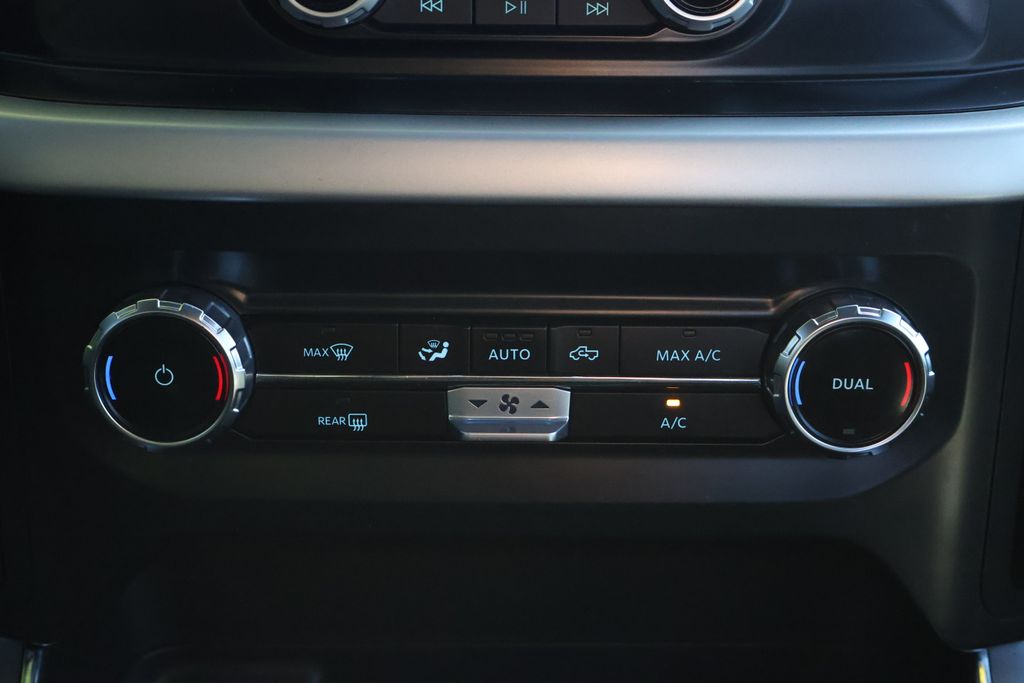 2023 Ford F-150 XLT photo 20
