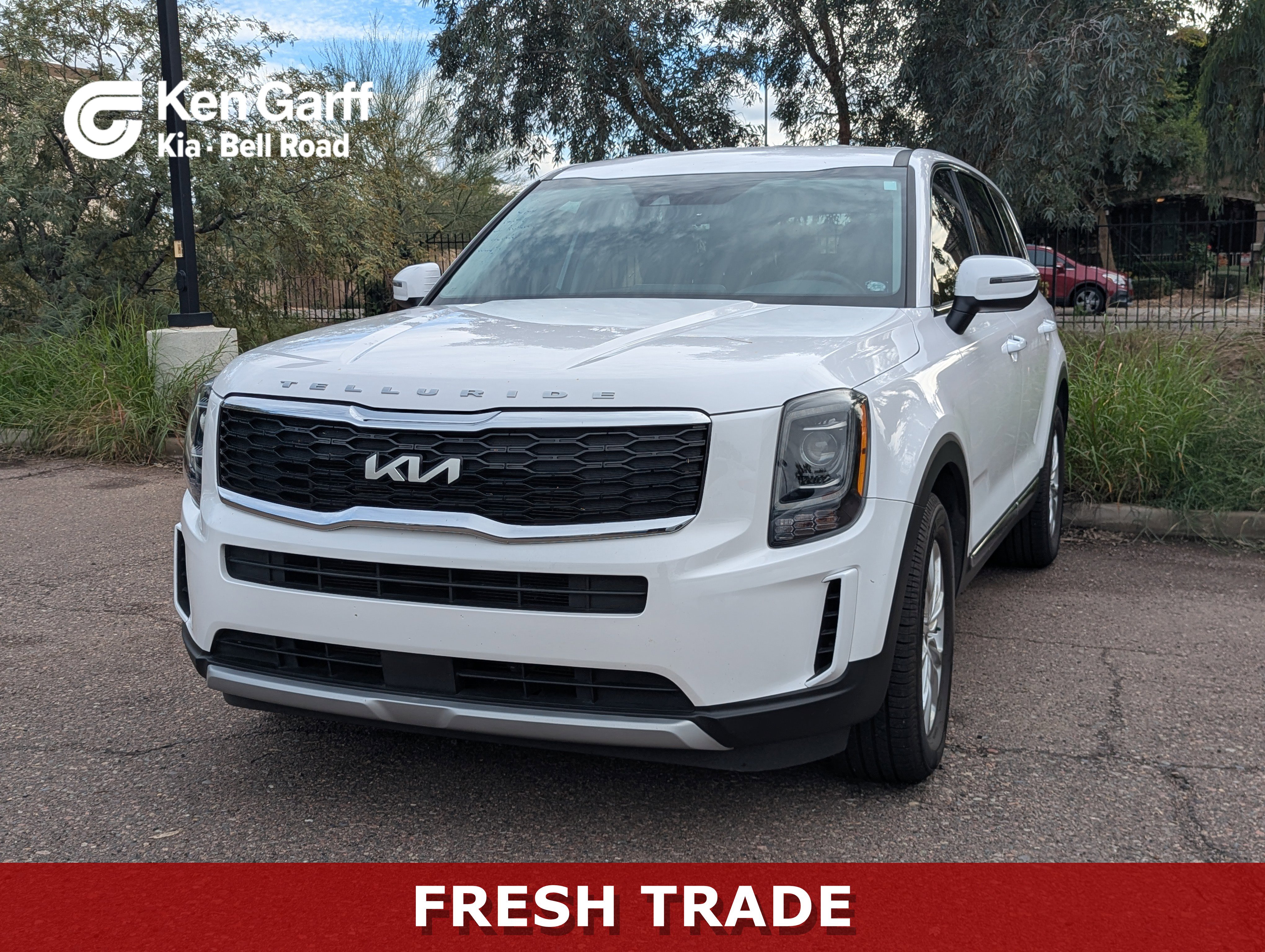 2022 Kia Telluride LX's photo