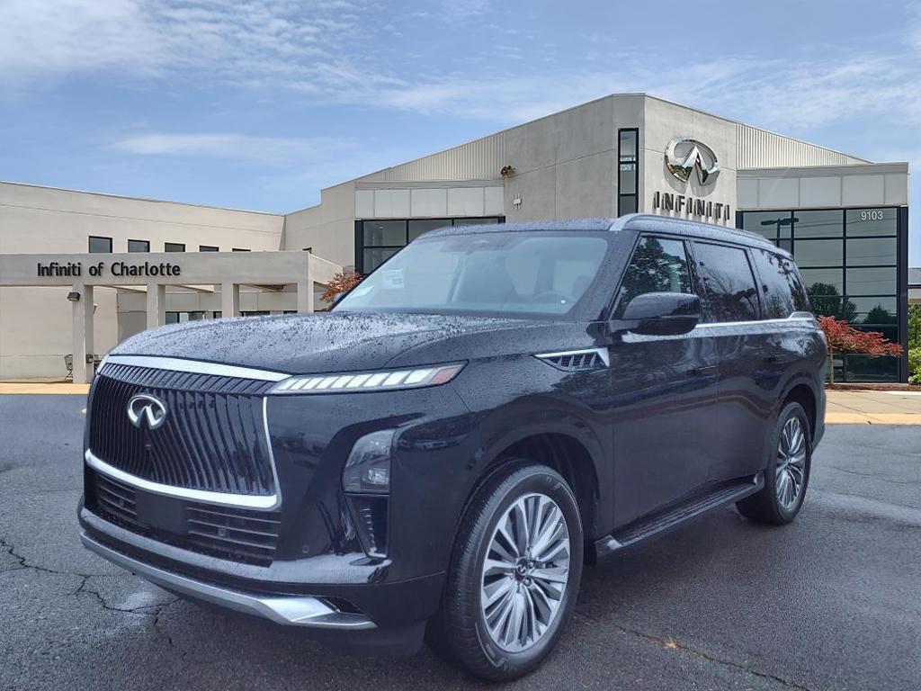 2025 INFINITI QX80 Luxe's photo