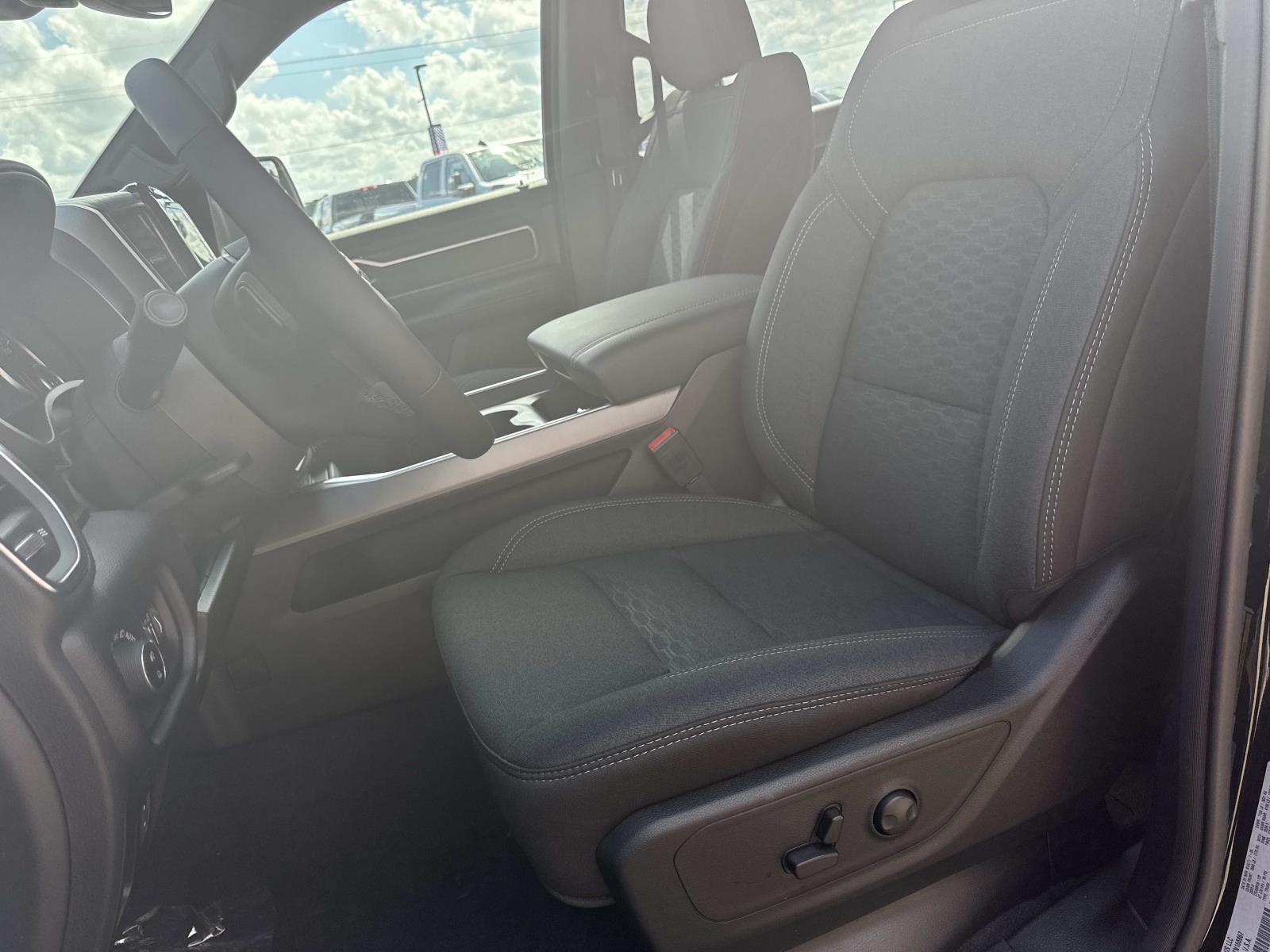 2026 Ram 1500 Big Horn photo 6