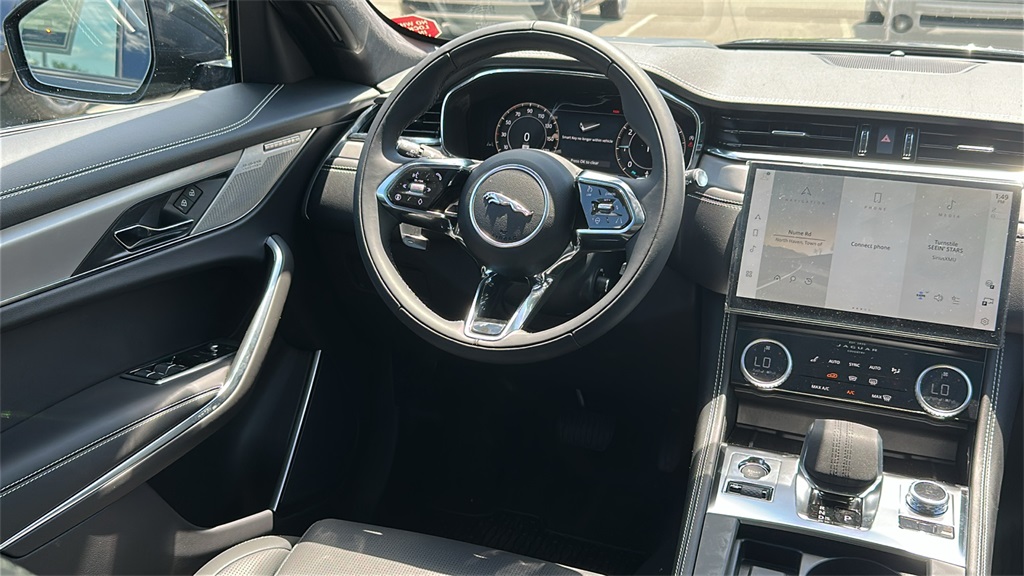 2026 Jaguar F-PACE P400 R-Dynamic S photo 26