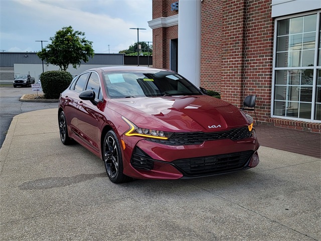 2022 Kia K5 GT-Line photo 3