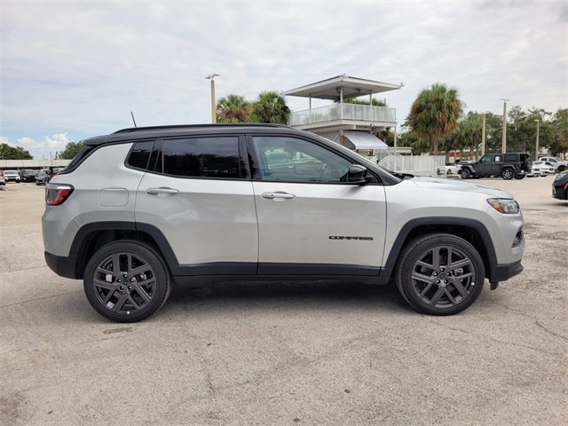 2026 Jeep Compass Limited Altitude photo 4
