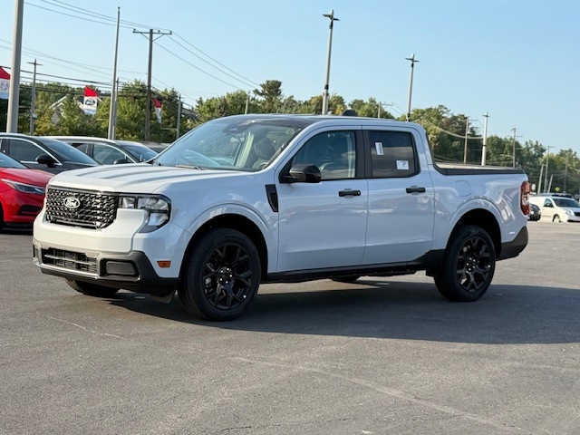 2025 Ford Maverick XLT photo 6