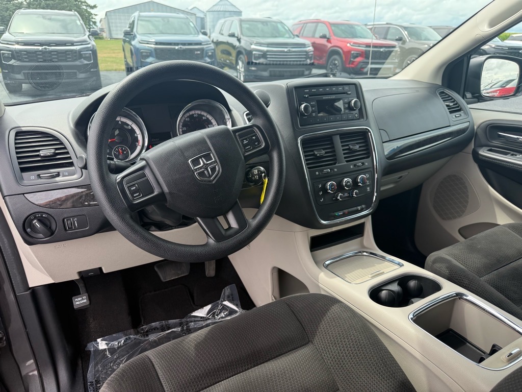 2016 Dodge Grand Caravan SXT photo 14