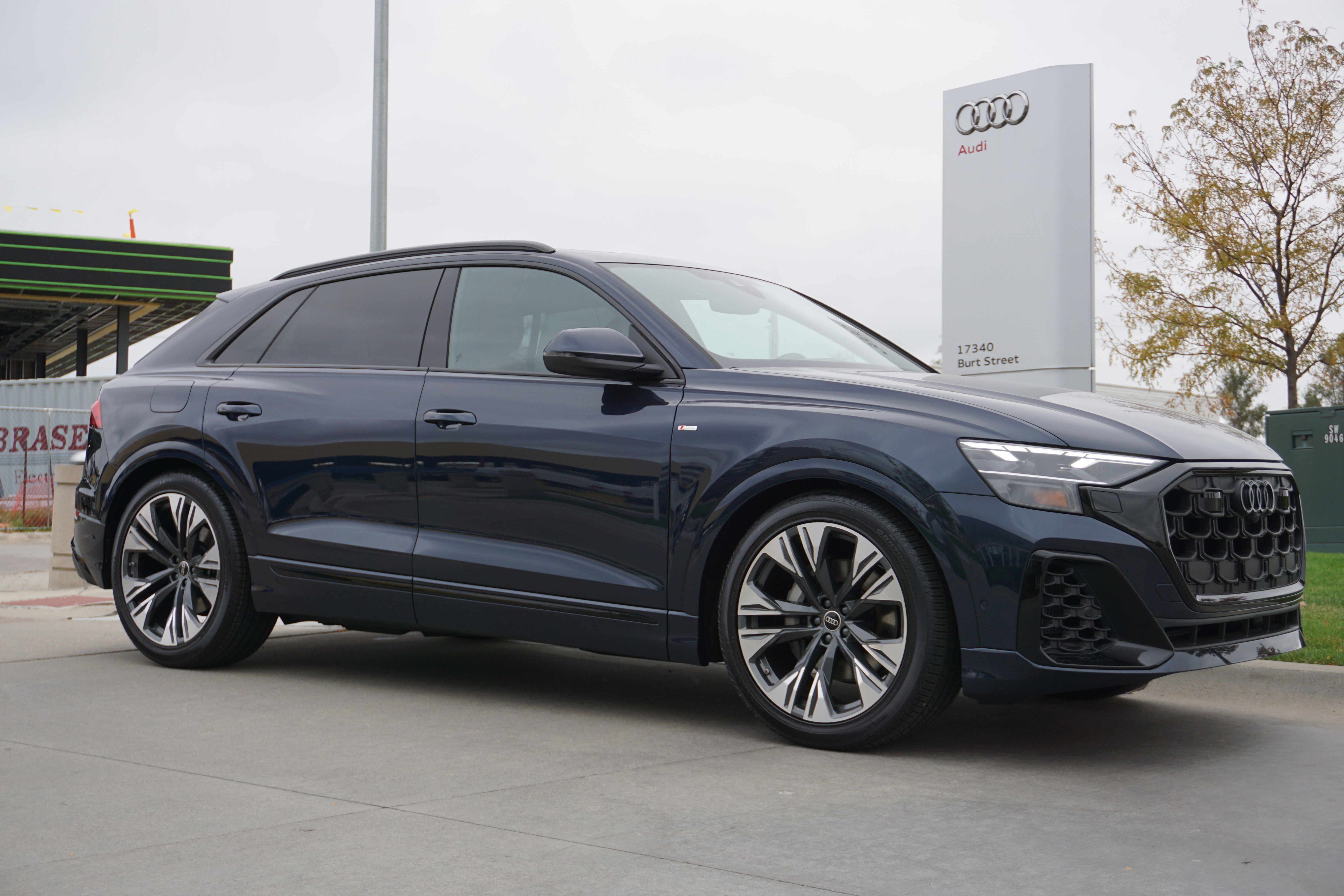 2026 Audi Q8 Premium Plus's photo