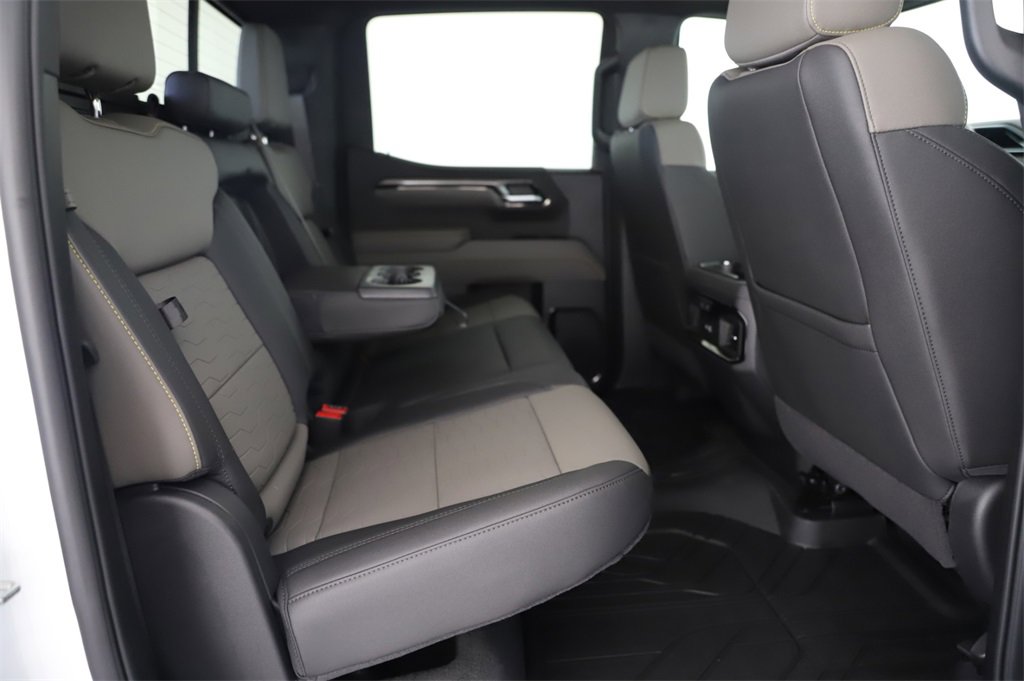 2024 Chevrolet Silverado 1500 photo 24