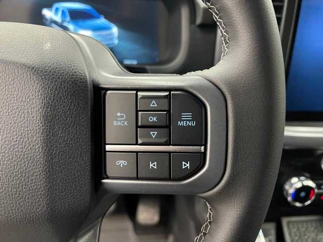 2025 Ford F-150 XLT photo 16