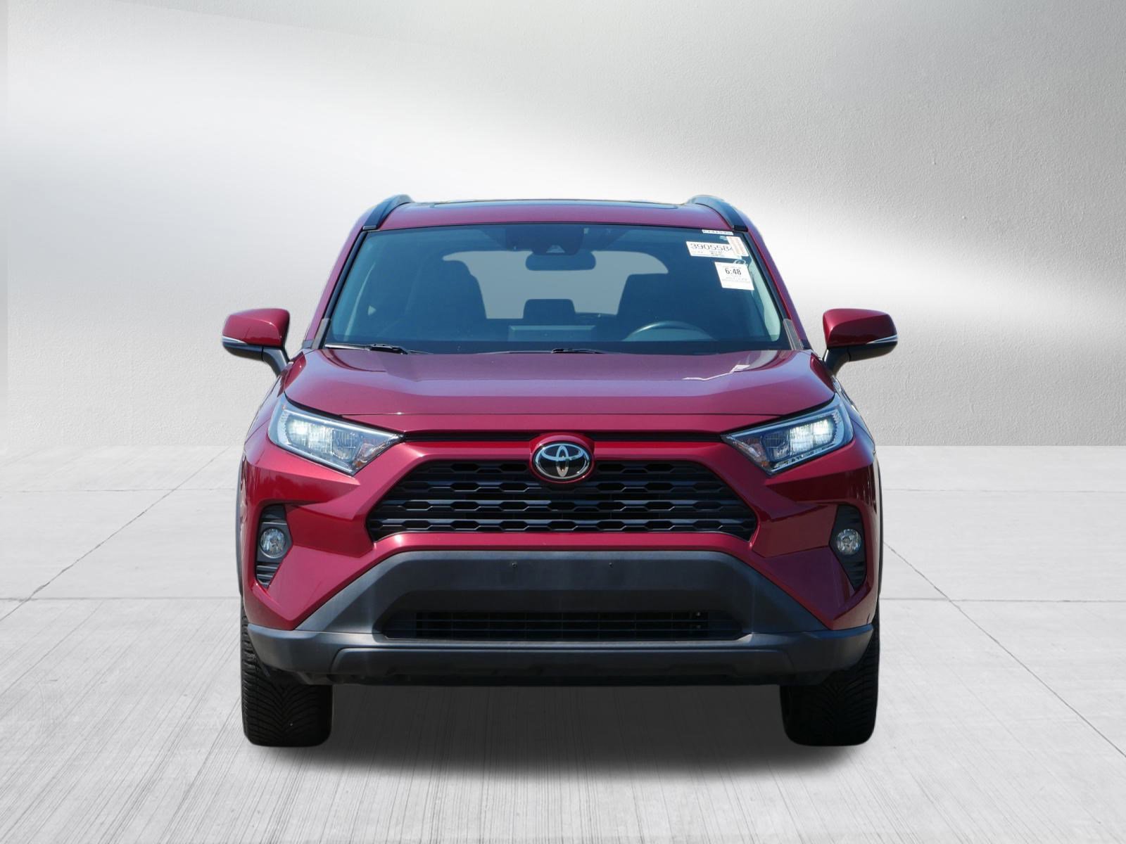 2021 Toyota RAV4 XLE Premium photo 2