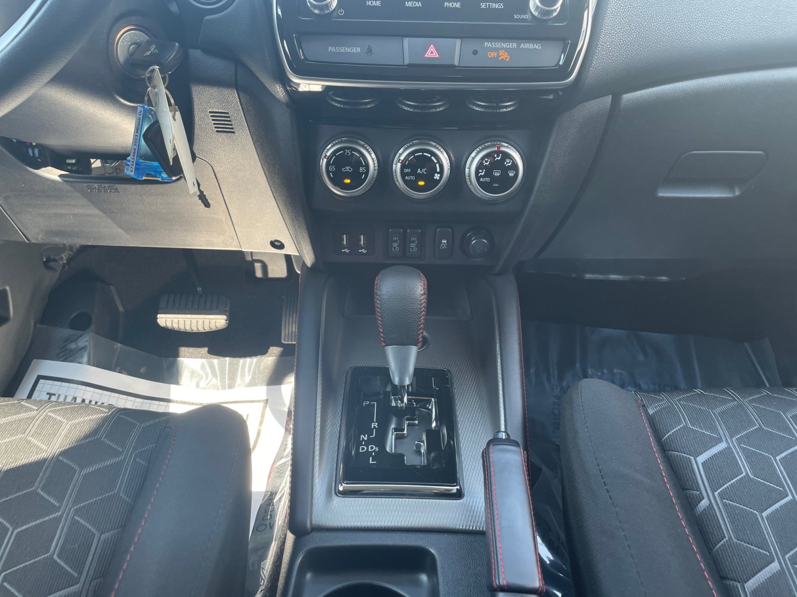 2023 Mitsubishi Outlander Sport LE photo 12