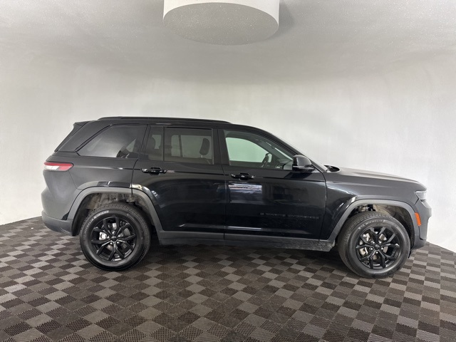 2024 Jeep Grand Cherokee Altitude X photo 4