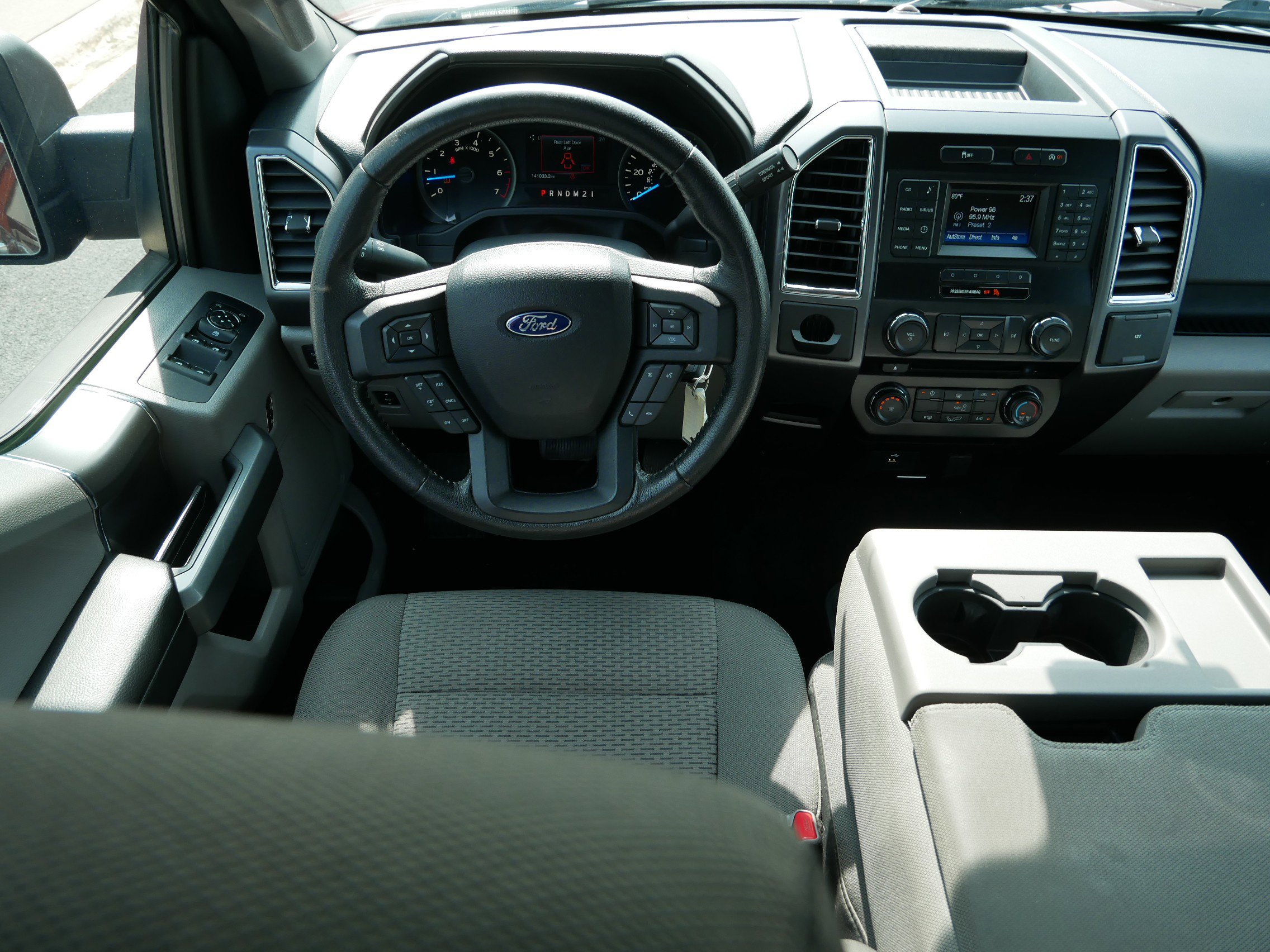 2016 Ford F-150 XLT photo 12