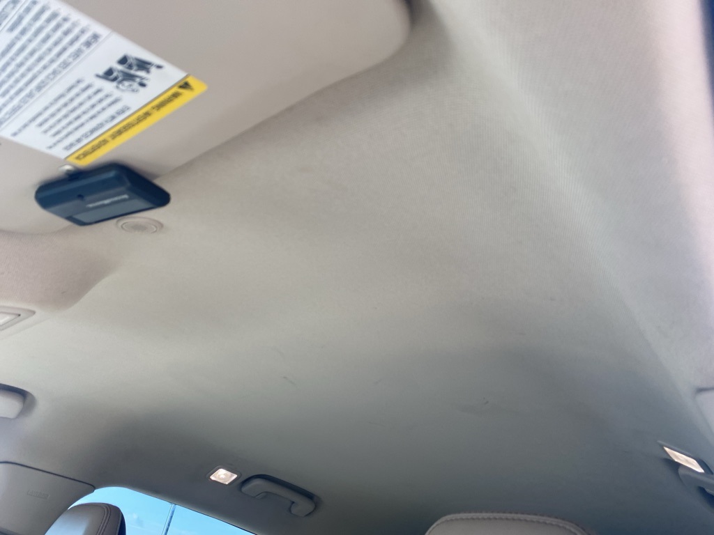 2020 Ford Escape SEL photo 3