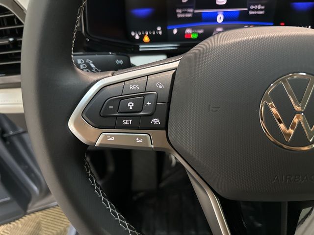 2025 Volkswagen Taos S photo 15