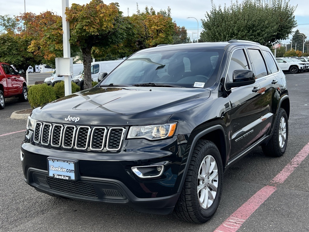 2021 Jeep Grand Cherokee Laredo E photo 3