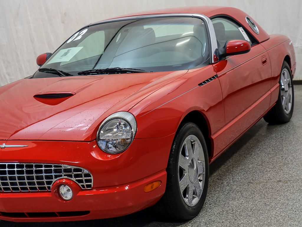 2002 Ford Thunderbird Base photo 4