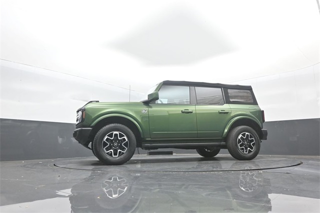 2022 Ford Bronco Outer Banks photo 23