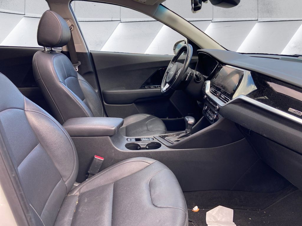 2022 Kia Niro Plug-In Hybrid EX Premium photo 12