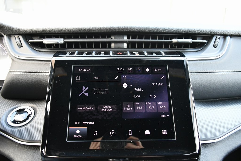 2024 Jeep Grand Cherokee Altitude photo 16