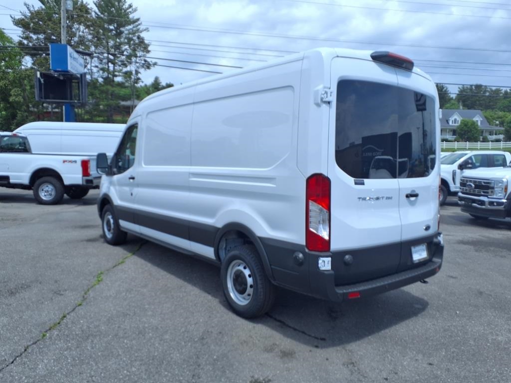 2025 Ford Transit Cargo Van photo 3