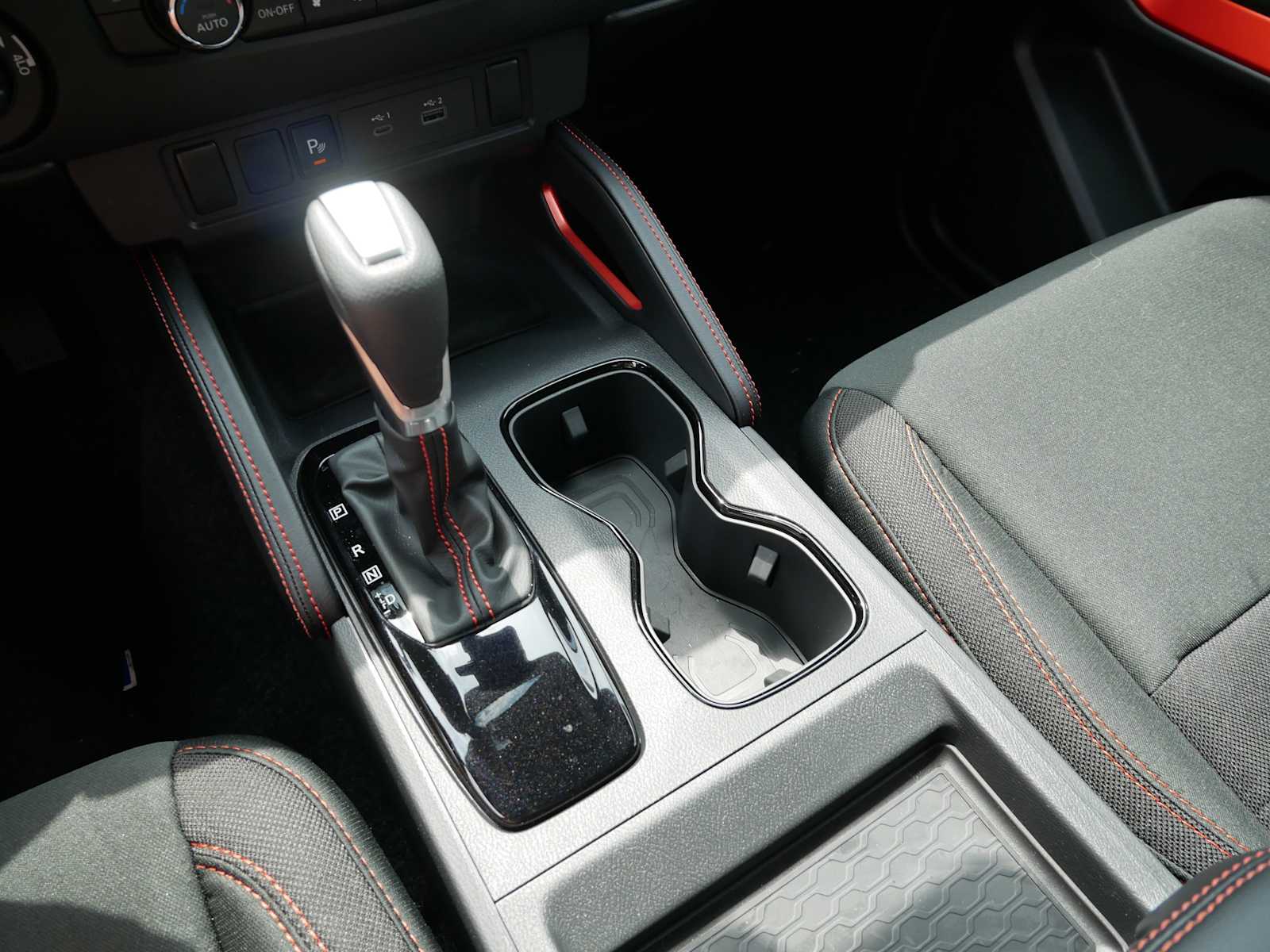 2025 Nissan Frontier PRO-4X photo 13