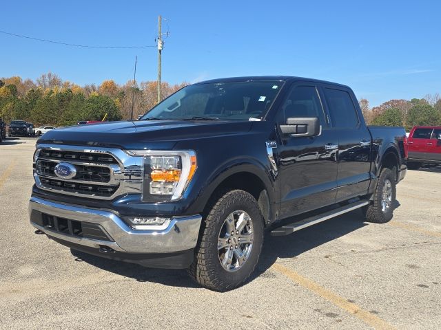 2022 Ford F-150 XLT's photo