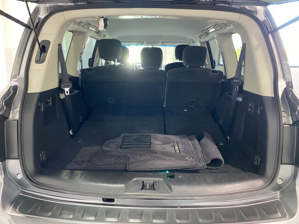 2019 Nissan Armada SV photo 15